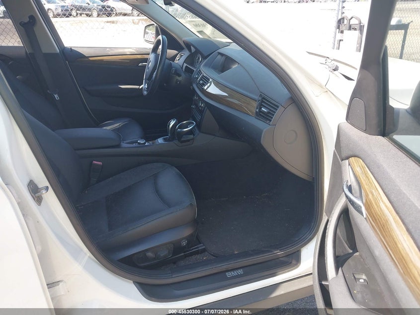 2013 BMW X1 VIN WBAVL1C51DVR85926 IAAI salvage auction — NORMAL WEAR, Clear (Louisiana), sold $1,550 on 2026-07-20 (photo 5)