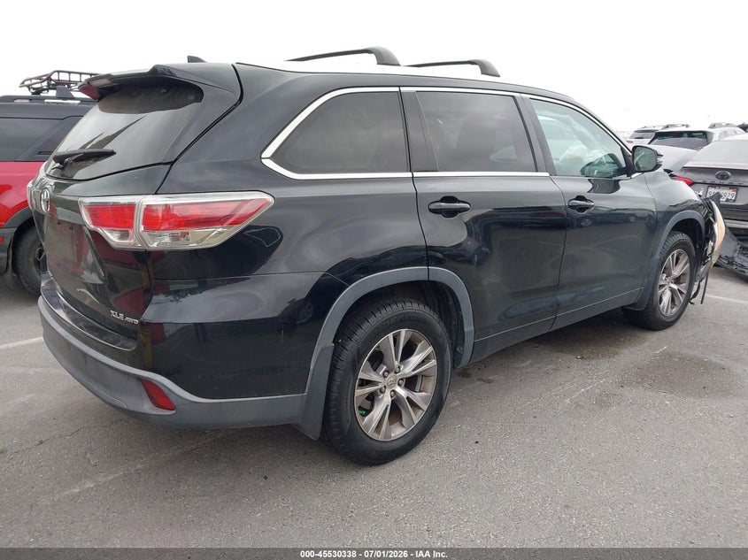 2014 Toyota Highlander VIN 5TDJKRFH1ES053388 IAAI salvage auction — FRONT END, Salvage Title, sold $3,200 on 2026-07-30 (photo 4)