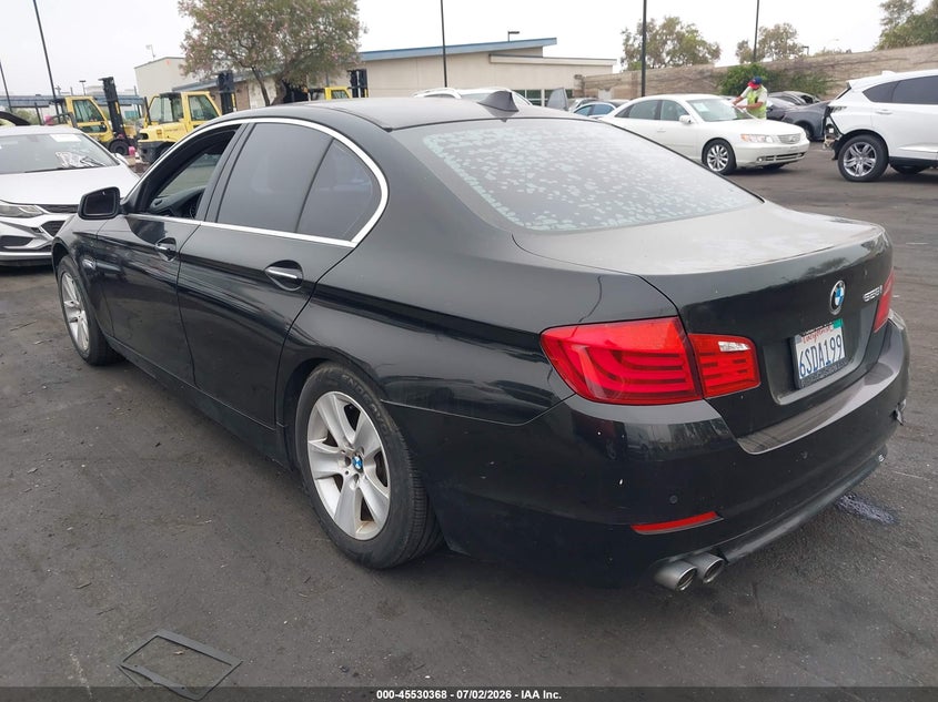 2011 BMW 5 series VIN WBAFR1C59BC748077 IAAI salvage auction — RIGHT REAR, Salvage Certificate (California), sold $975 on 2026-07-31 (photo 3)