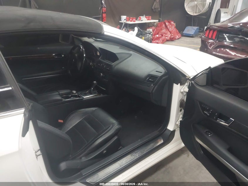 2011 Mercedes-benz E-class VIN WDDKK7CF8BF071609 IAAI salvage auction — REAR END, Salvage (Arizona), sold $2,550 on 2026-08-17 (photo 5)