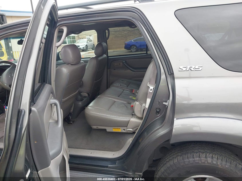 2005 Toyota Sequoia VIN 5TDZT34A85S252778 IAAI salvage auction — REAR END, Salvage Certificate (California), sold $1,600 on 2026-08-02 (photo 8)