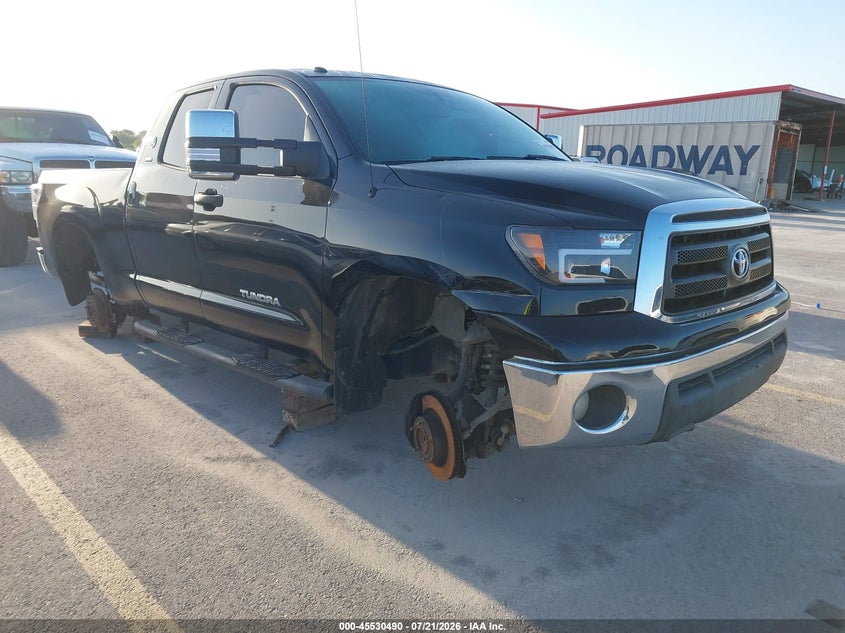 2013 Toyota Tundra VIN 5TFRM5F15DX066954 — IAAI salvage auction photo