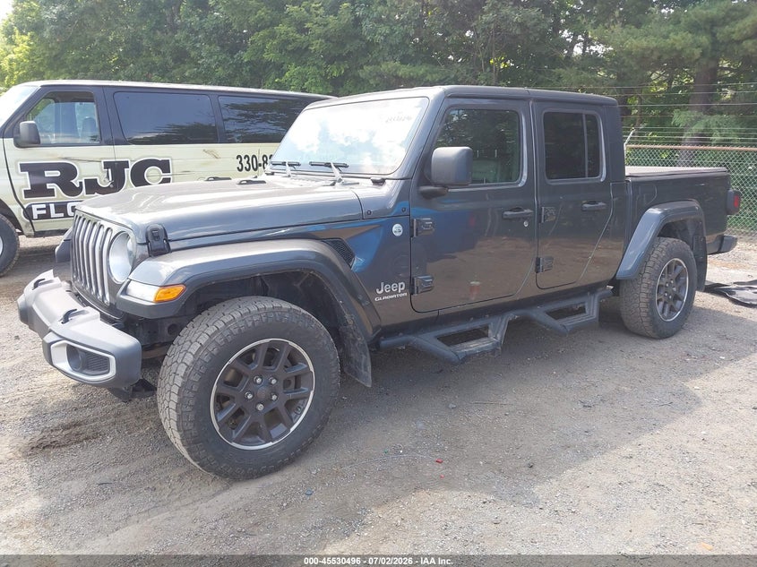 2021 Jeep Gladiator VIN 1C6HJTFG5ML617041 IAAI salvage auction — SIDE, Salvage Title, sold $13,000 on 2026-09-02 (photo 2)