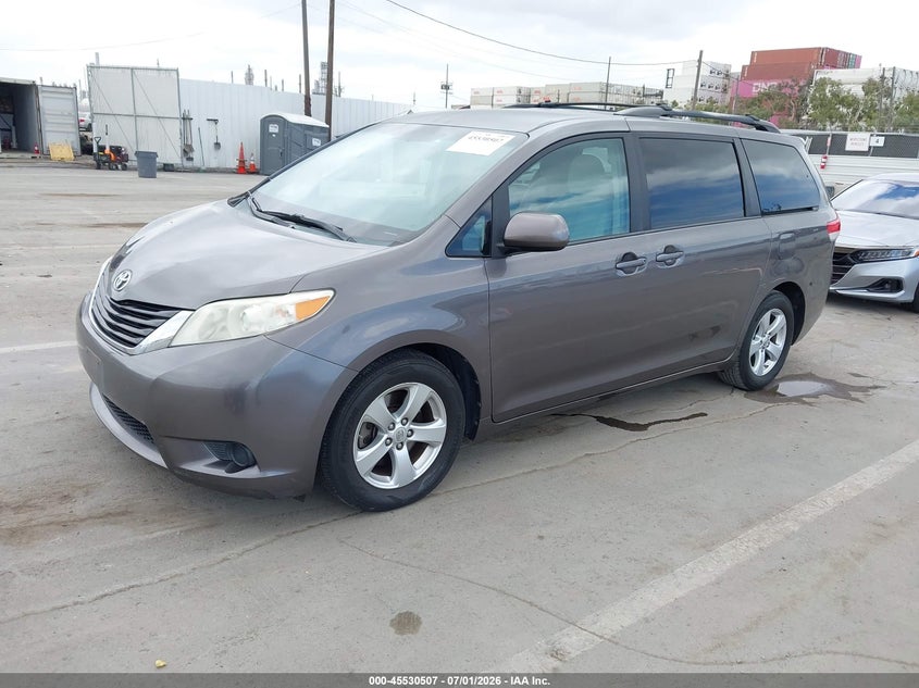 2013 Toyota Sienna VIN 5TDKK3DC0DS397091 IAAI salvage auction — FRONT END, Salvage Title, sold $2,650 on 2026-07-22 (photo 2)