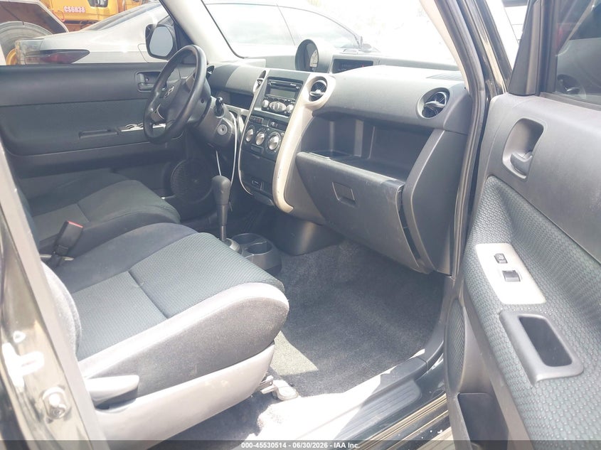 2006 Scion Xb VIN JTLKT324364117904 IAAI salvage auction — SIDE, Salvage (California), sold $500 on 2026-07-16 (photo 5)