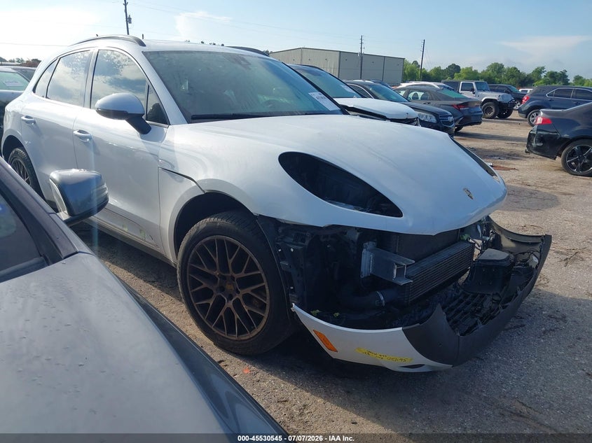 2018 Porsche Macan VIN WP1AA2A58JLB03723 IAAI salvage auction — FRONT END, Salvage Title, sold $7,300 on 2026-08-01 (photo 1)