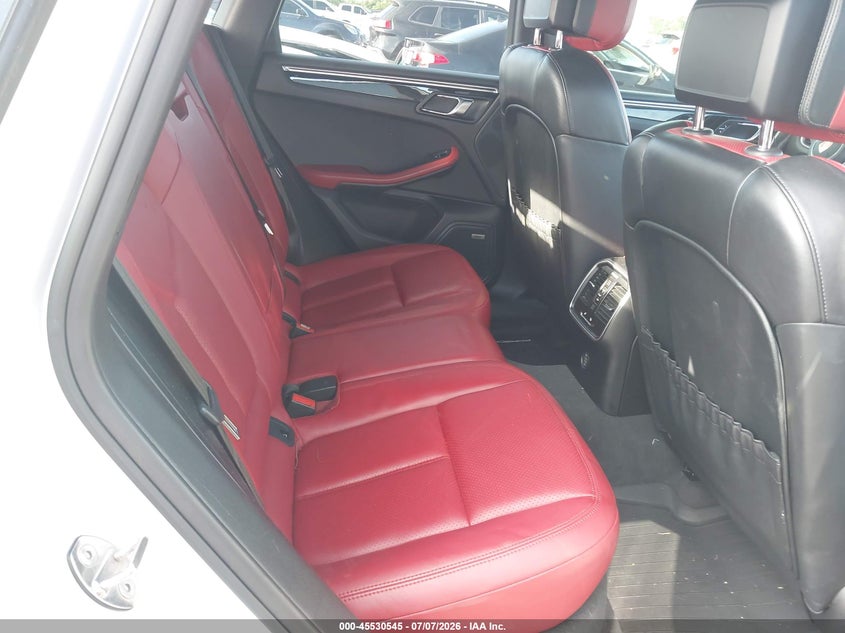 2018 Porsche Macan VIN WP1AA2A58JLB03723 IAAI salvage auction — FRONT END, Salvage Title, sold $7,300 on 2026-08-01 (photo 8)