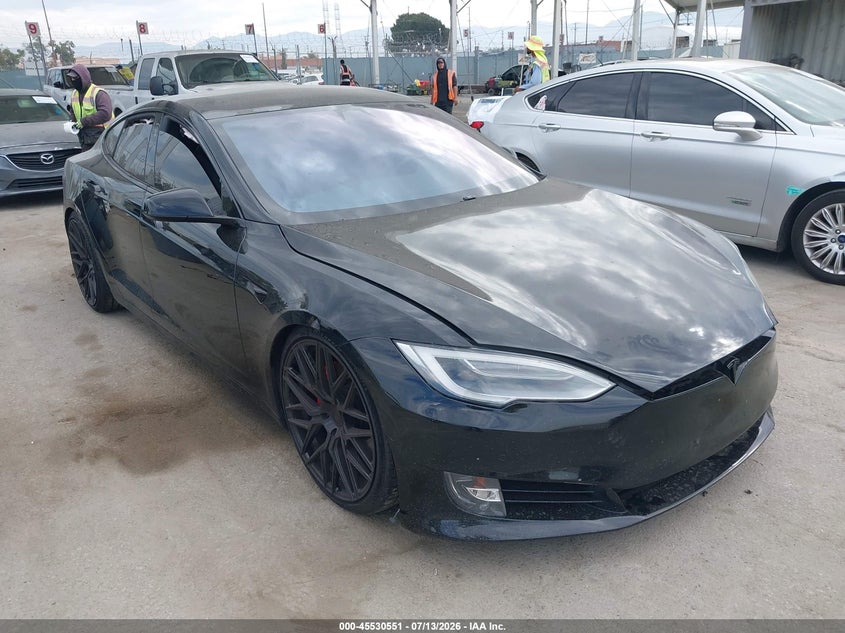 2019 Tesla Model s VIN 5YJSA1E25KF302216 IAAI salvage auction — SIDE, Salvage (California), sold $8,000 on 2026-08-02 (photo 1)