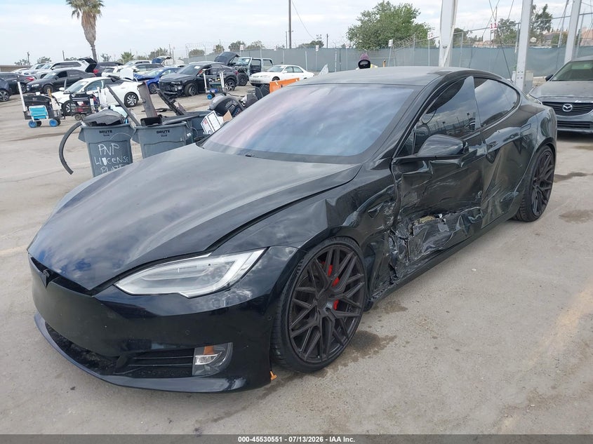 2019 Tesla Model s VIN 5YJSA1E25KF302216 IAAI salvage auction — SIDE, Salvage (California), sold $8,000 on 2026-08-02 (photo 2)