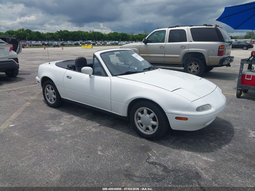 1990 Mazda Mx-5 miata VIN JM1NA3515L0137459 IAAI salvage auction — NORMAL WEAR, Clear (Florida), sold $4,100 on 2026-07-09 (photo 1)
