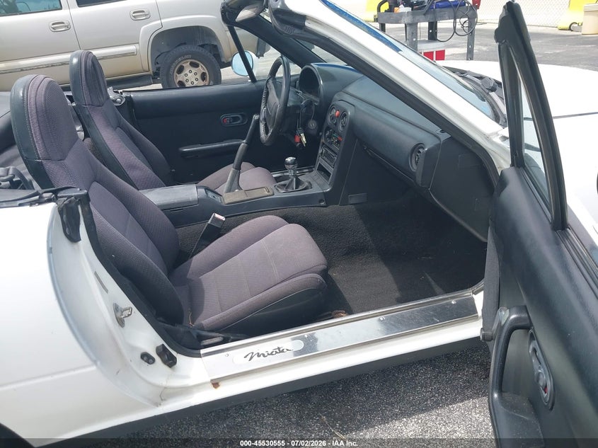 1990 Mazda Mx-5 miata VIN JM1NA3515L0137459 IAAI salvage auction — NORMAL WEAR, Clear (Florida), sold $4,100 on 2026-07-09 (photo 5)