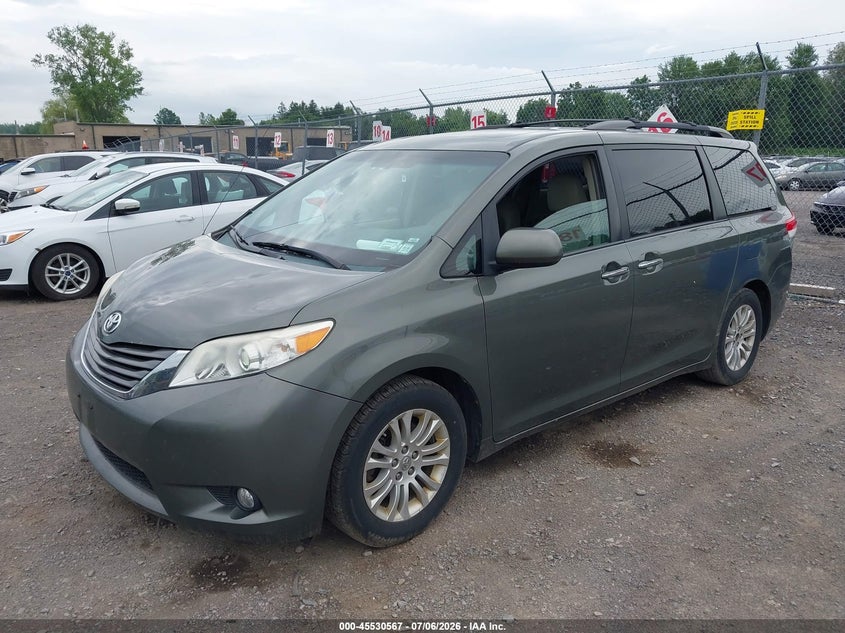 2012 Toyota Sienna VIN 5TDYK3DC3CS249672 IAAI salvage auction — NORMAL WEAR, Clear (New York), sold $2,125 on 2026-07-09 (photo 2)