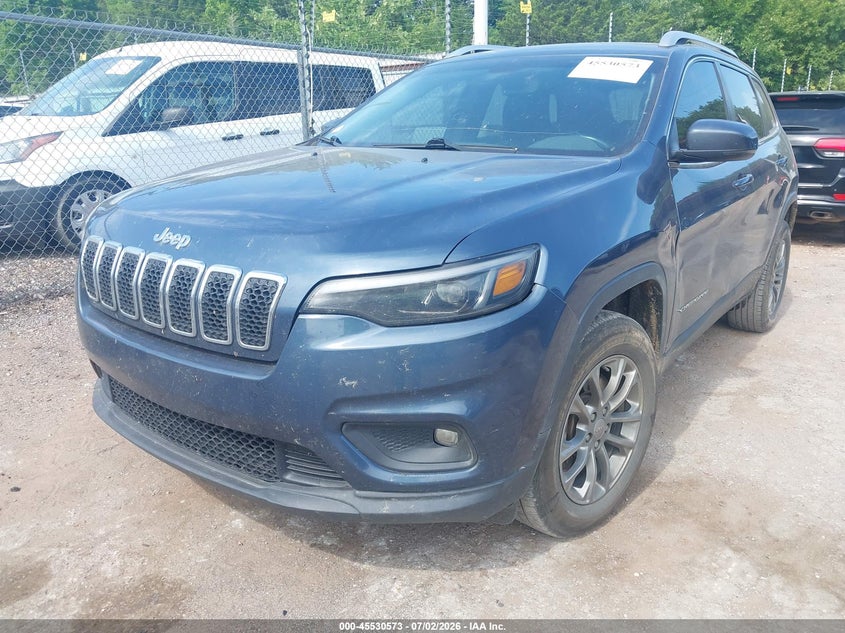2019 Jeep Cherokee VIN 1C4PJMLB9KD455361 IAAI salvage auction — REAR END, Salvage (Oklahoma), sold $1,200 on 2026-08-31 (photo 2)