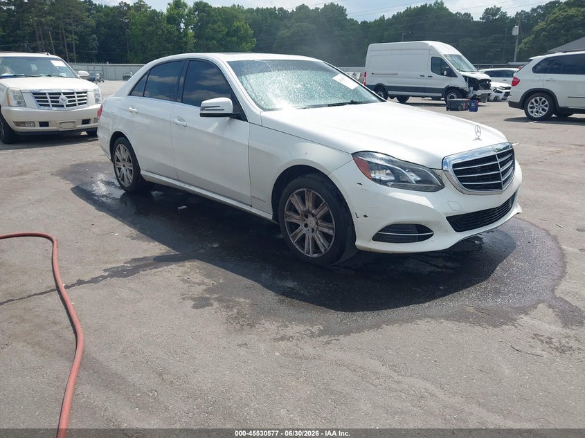 2014 Mercedes-benz E-class VIN WDDHF5KB3EA876629 IAAI salvage auction — NORMAL WEAR, Repossession Paperwork (Georgia), sold $1,300 on 2026-08-19 (photo 1)