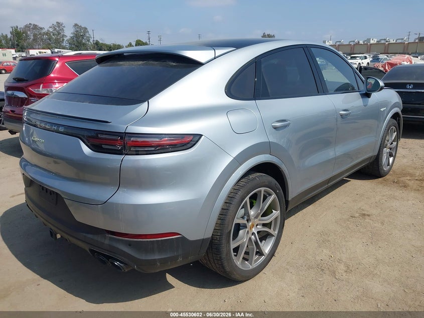 2022 Porsche Cayenne VIN WP1BE2AY8NDA51058 IAAI salvage auction — Front End, Salvage, sold $29,750 on 2026-07-08 (photo 4)