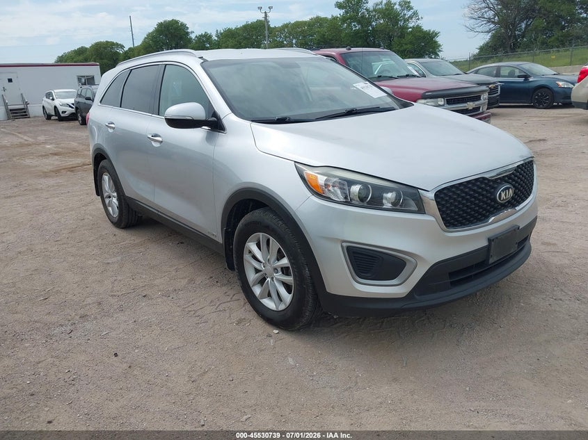 2017 Kia Sorento VIN 5XYPGDA31HG285114 IAAI salvage auction — NORMAL WEAR, Certificate Of Title (Nebraska), sold $625 on 2026-07-23 (photo 1)