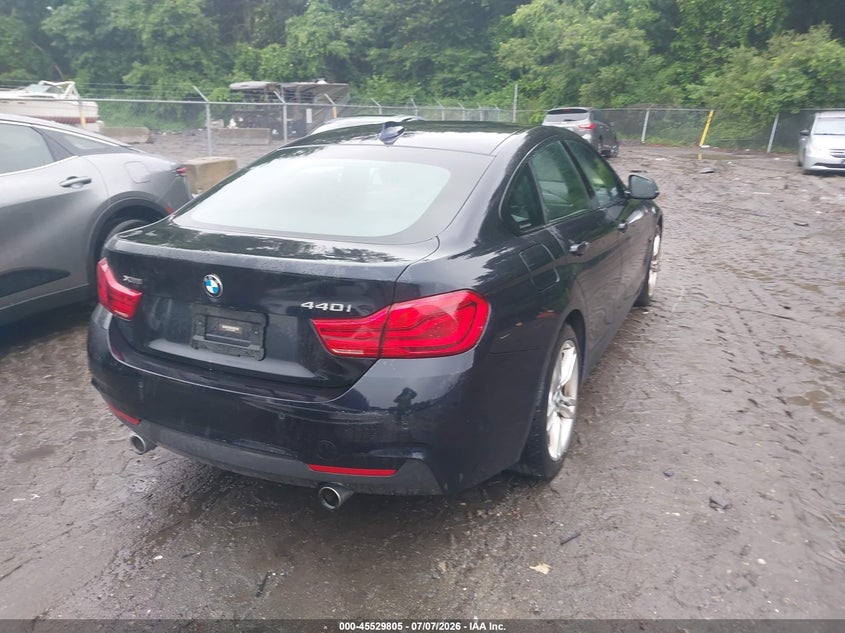 2018 BMW 4er VIN WBA4J7C52JBB98598 IAAI salvage auction — ENGINE DAMAGE, Salvage (Massachusetts), sold $7,300 on 2026-08-28 (photo 4)