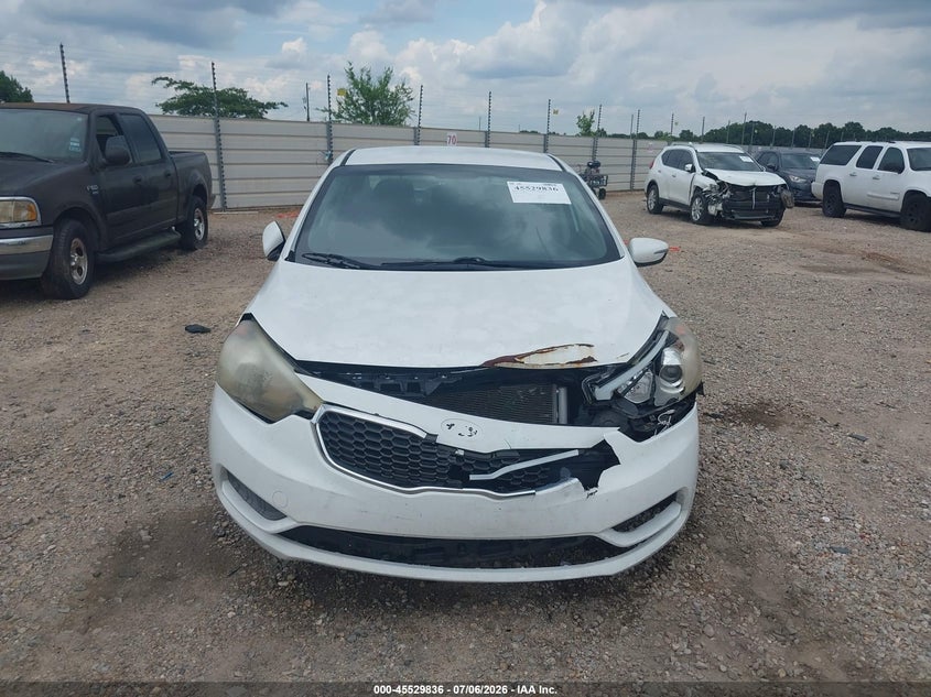 2015 Kia Forte VIN KNAFX4A65F5352452 IAAI salvage auction — FRONT END, Salvage (Alabama), sold $775 on 2026-07-28 (photo 6)