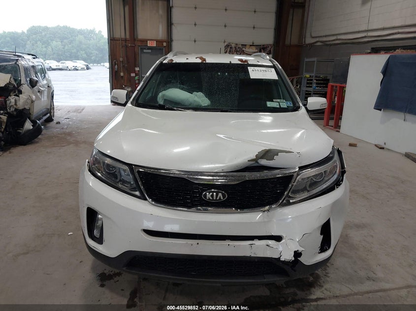 2014 Kia Sorento VIN 5XYKTCA66EG545013 IAAI salvage auction — FRONT END, Mv-907A (New York), sold $450 on 2026-07-22 (photo 6)