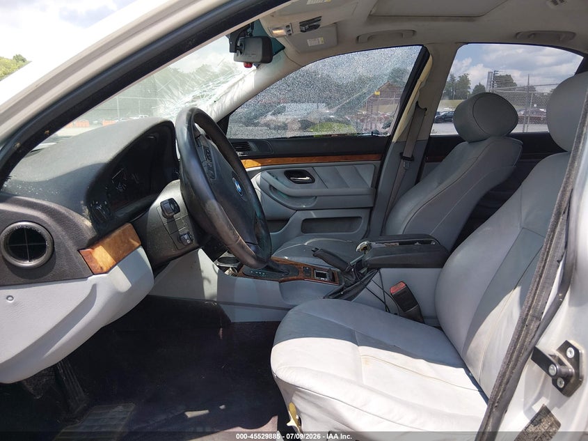 2002 BMW 5 series VIN WBADT63482CH89073 IAAI salvage auction — SIDE, Clear (Tennessee), sold $600 on 2026-08-12 (photo 5)