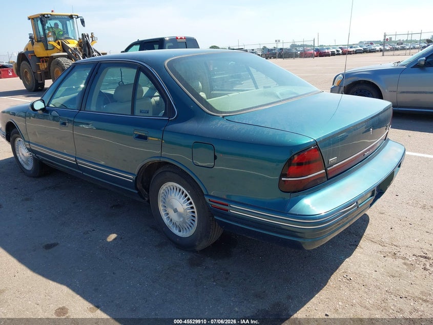 1998 Oldsmobile Regency VIN 1G3HC52K4W4816121 IAAI salvage auction — NORMAL WEAR, Regular Certificate (Iowa), sold $400 on 2026-07-28 (photo 3)