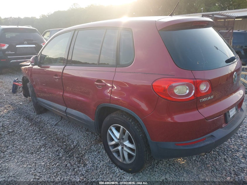 2011 Volkswagen Tiguan VIN WVGAV7AX4BW001531 IAAI salvage auction — FRONT END, Salvage (Georgia), sold $350 on 2026-08-17 (photo 3)
