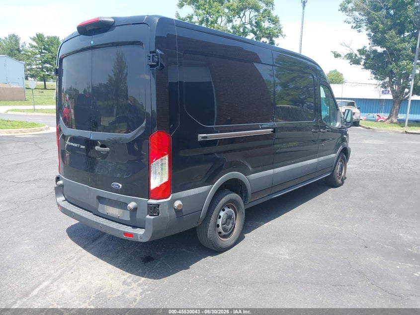 2018 Ford Transit-350 VIN 1FTBW2CM8JKA00044 IAAI salvage auction — NORMAL WEAR, SF97 (Virginia), sold $21,650 on 2026-07-22 (photo 4)