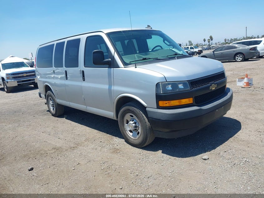 2019 Chevrolet Express 2500 VIN 1GAWGEFG1K1287880 — IAAI salvage auction photo