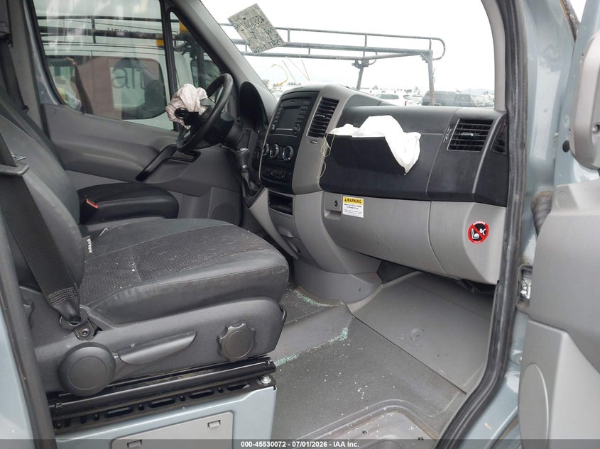 2016 Mercedes-benz Sprinter VIN WDZFE7CD9GP182737 IAAI salvage auction — LEFT FRONT, Salvage (California), sold $7,500 on 2026-08-05 (photo 5)
