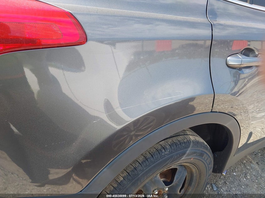 2013 Toyota Rav 4 VIN 2T3ZFREV1DW009743 IAAI salvage auction — NORMAL WEAR, Clear (Illinois), sold $4,525 on 2026-08-01 (photo 6)