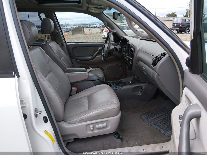 2005 Toyota Sequoia VIN 5TDBT44A15S252290 IAAI salvage auction — NORMAL WEAR, Peddle Clear Public-Restricted (Oregon), sold $400 on 2026-07-29 (photo 5)