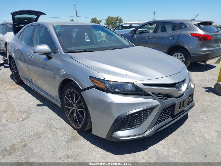 2022 Toyota Camry VIN 4T1G31AK4NU586032 IAAI salvage auction — REAR END, Salvage (California), sold $7,500 on 2026-07-30 (photo 1)