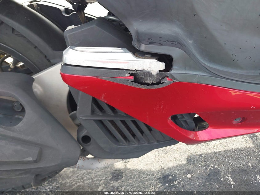 2013 Honda Pcx VIN MLHKF1216D5001873 IAAI salvage auction — SIDE, Rebuildable (Florida), sold $75 on 2026-07-28 (photo 8)
