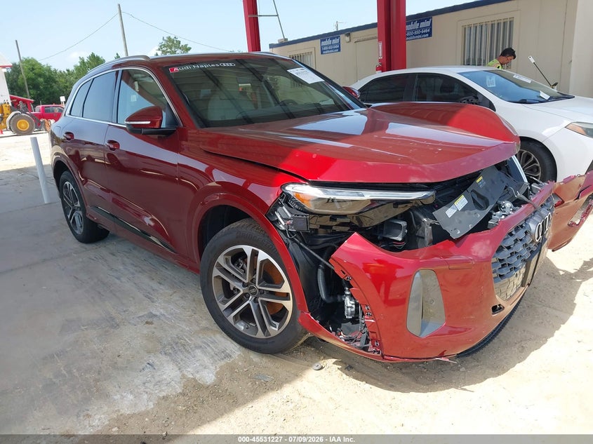 2025 Audi Q5 VIN WA12AAGU2S2066703 IAAI salvage auction — LEFT FRONT, Rebuildable (Florida), sold $13,200 on 2026-07-28 (photo 1)