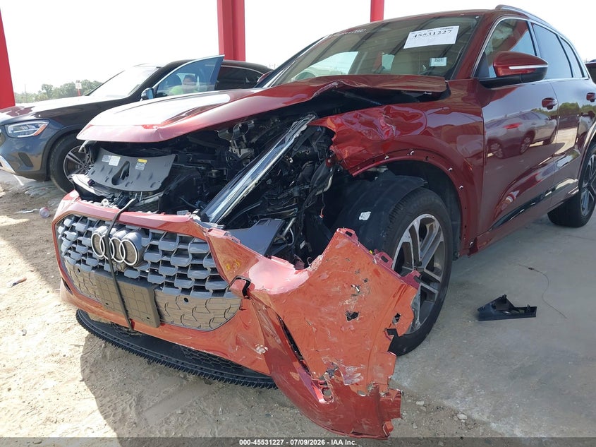 2025 Audi Q5 VIN WA12AAGU2S2066703 IAAI salvage auction — LEFT FRONT, Rebuildable (Florida), sold $13,200 on 2026-07-28 (photo 6)