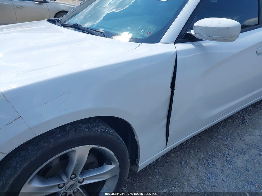 2017 Dodge Charger VIN 2C3CDXHG8HH504741 IAAI salvage auction — WATER/FLOOD, Flood (Mississippi), sold $2,050 on 2026-07-31 (photo 6)