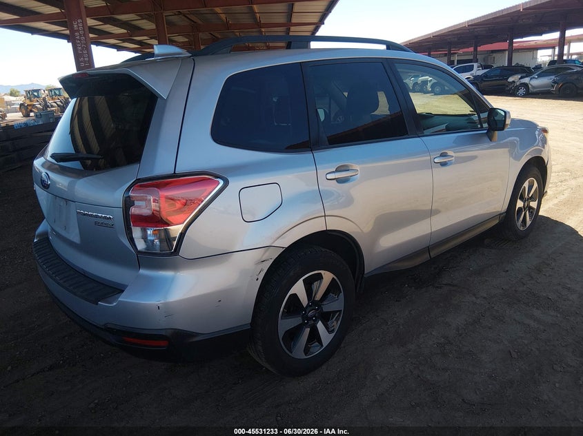 2017 Subaru Forester VIN JF2SJAGC0HH556223 IAAI salvage auction — NORMAL WEAR, Clear-Dealer Only (Arizona), sold $1,600 on 2026-07-28 (photo 4)