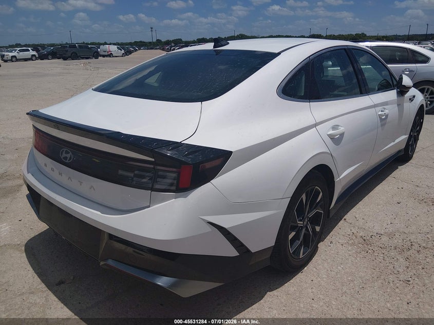 2024 Hyundai Sonata VIN KMHL64JA7RA424305 IAAI salvage auction — SIDE, Enterprise Vehicles Salvage Only (Texas), sold $5,300 on 2026-07-29 (photo 4)