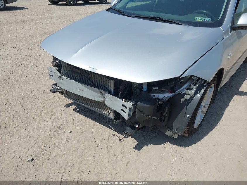 2018 Buick Regal VIN W04GL6SX3J1114745 IAAI salvage auction — FRONT END, Salvage Title, sold $2,000 on 2026-07-21 (photo 6)