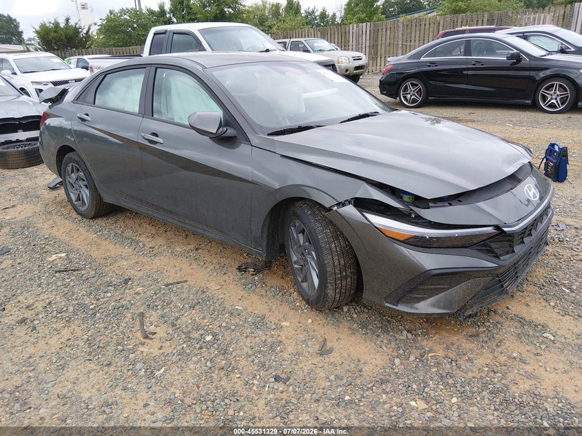 2025 Hyundai Elantra VIN KMHLM4DJXSU162723 IAAI salvage auction — FRONT & REAR, Certificate Of Destruction (Florida), sold $1,300 on 2026-07-13 (photo 1)