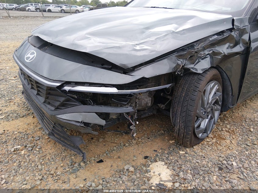 2025 Hyundai Elantra VIN KMHLM4DJXSU162723 IAAI salvage auction — FRONT & REAR, Certificate Of Destruction (Florida), sold $1,300 on 2026-07-13 (photo 6)