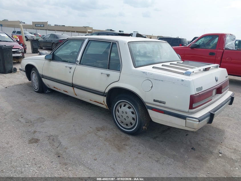 1990 Buick Lesabre VIN 1G4HR54C1LH557656 IAAI salvage auction — NORMAL WEAR, Clear (Kansas), sold $200 on 2026-07-31 (photo 3)