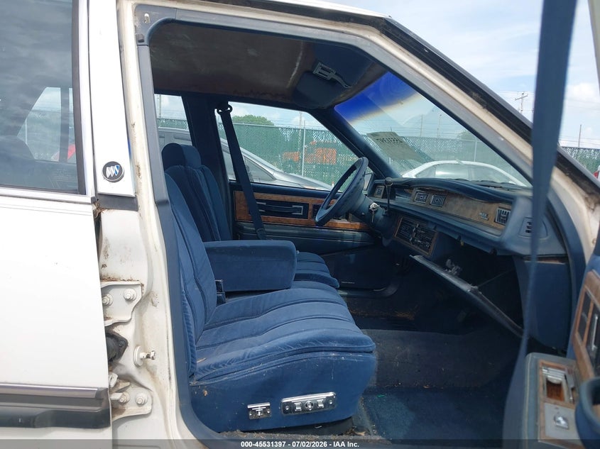 1990 Buick Lesabre VIN 1G4HR54C1LH557656 IAAI salvage auction — NORMAL WEAR, Clear (Kansas), sold $200 on 2026-07-31 (photo 5)