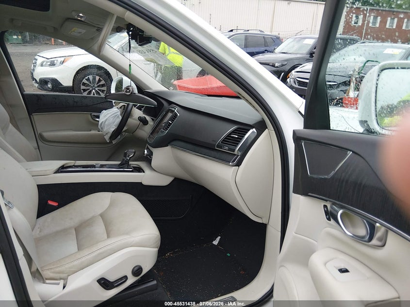 2020 Volvo Xc90 VIN YV4A221K5L1595160 IAAI salvage auction — SIDE, Salvage (Massachusetts), sold $6,800 on 2026-08-08 (photo 5)