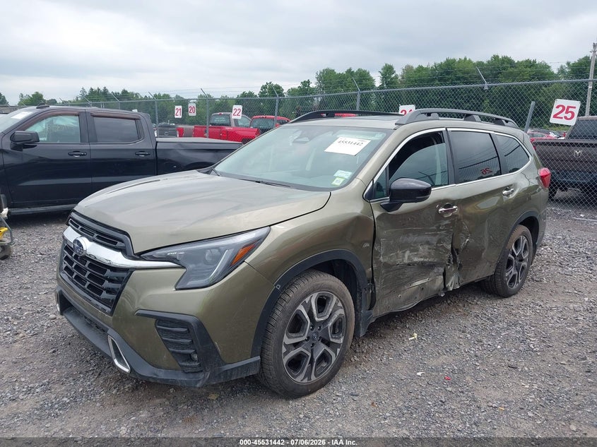 2025 Subaru Ascent VIN 4S4WMAUD7S3403892 IAAI salvage auction — LEFT SIDE, Salvage Title, sold $13,950 on 2026-08-20 (photo 6)
