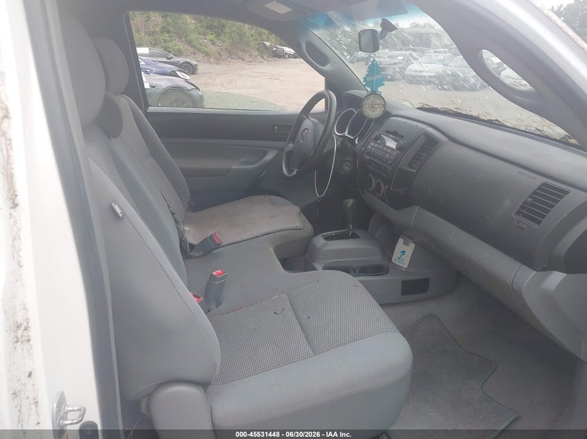 2010 Toyota Tacoma VIN 5TENX4CN9AZ724173 IAAI salvage auction — NORMAL WEAR, Clear (Massachusetts), sold $1,850 on 2026-07-21 (photo 5)