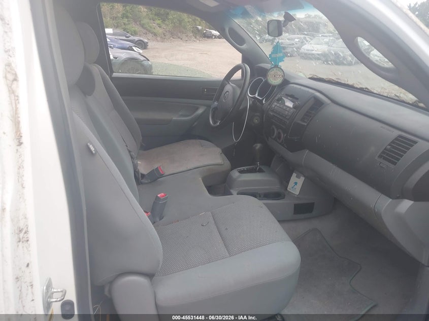 2010 Toyota Tacoma VIN 5TENX4CN9AZ724173 IAAI salvage auction — NORMAL WEAR, Clear (Massachusetts), sold $1,850 on 2026-07-21 (photo 8)
