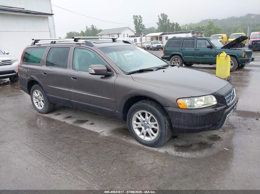 2007 Volvo Xc70 VIN YV4SZ592871276122 IAAI salvage auction — NORMAL WEAR, Clear (Pennsylvania), sold $325 on 2026-07-08 (photo 1)