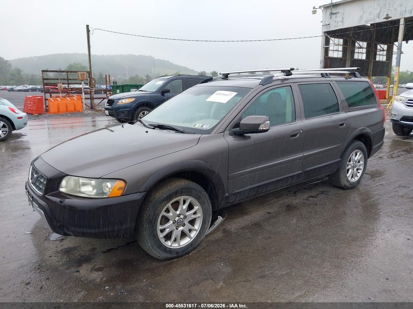 2007 Volvo Xc70 VIN YV4SZ592871276122 IAAI salvage auction — NORMAL WEAR, Clear (Pennsylvania), sold $325 on 2026-07-08 (photo 2)