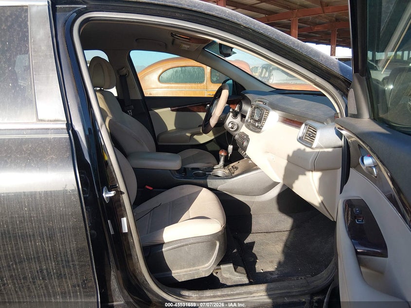 2016 Kia Sorento VIN 5XYPG4A33GG060658 IAAI salvage auction — NORMAL WEAR, Clear-Dealer Only (Arizona), sold $1,350 on 2026-07-28 (photo 5)